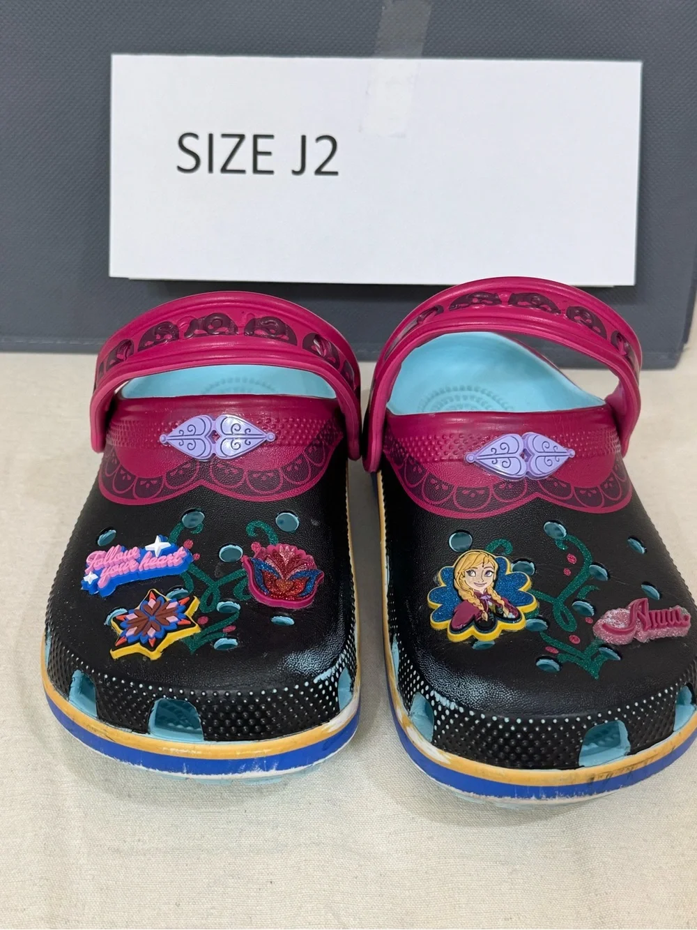 CROCS Kids' Disney Frozen Anna Classic Clog - size J2